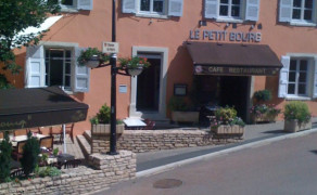 Le Petit Bourg